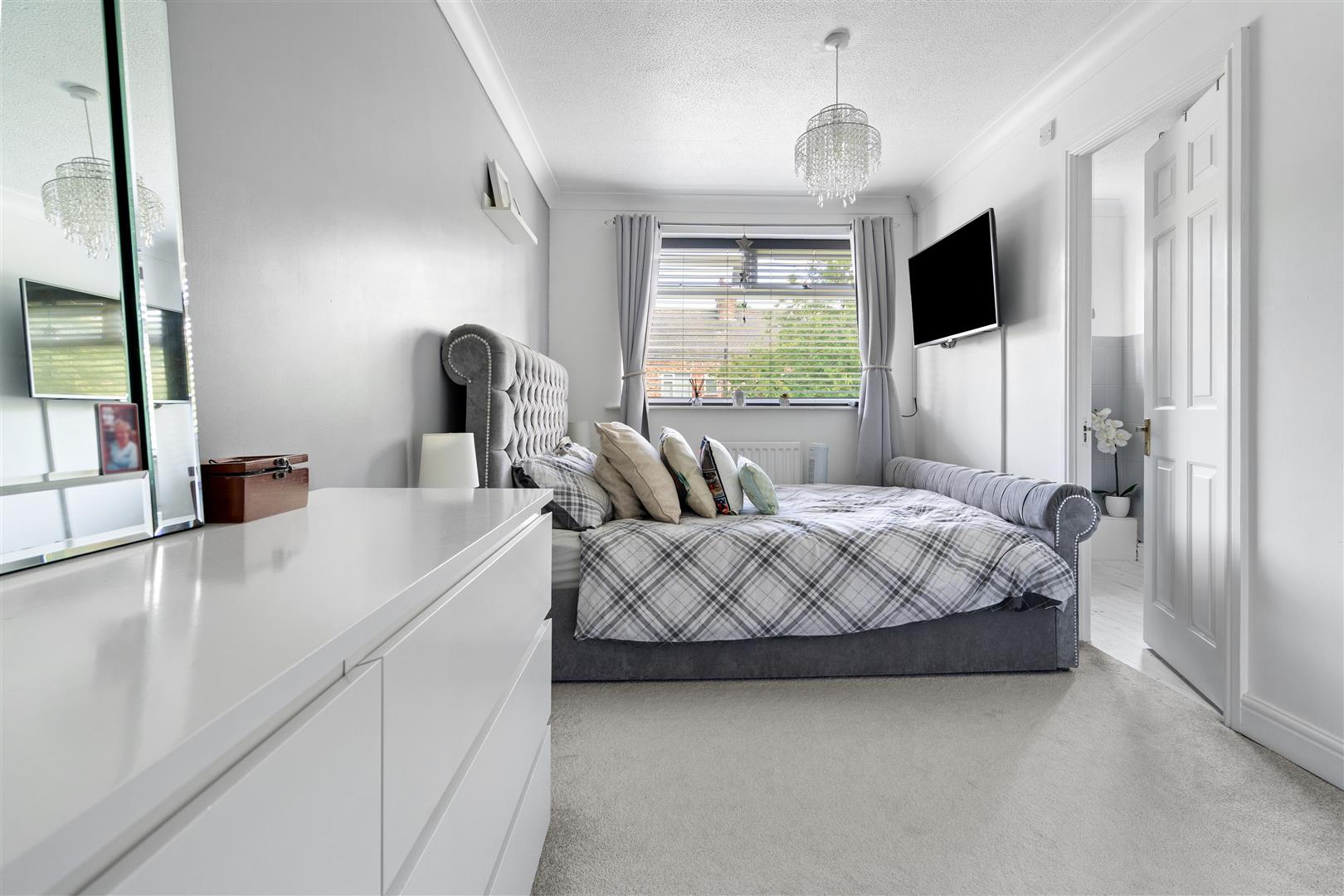 Master bedroom With En-Suite